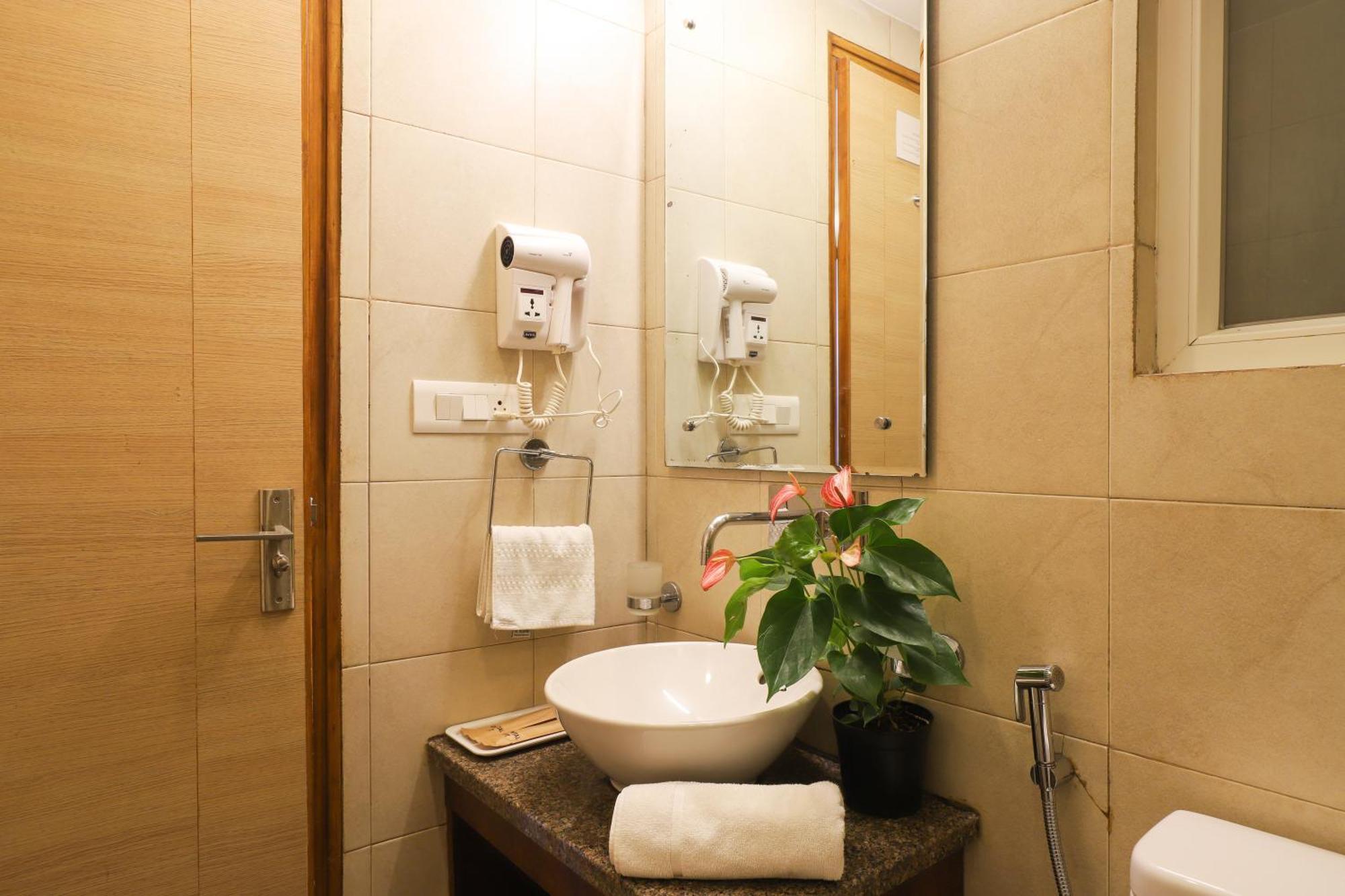 Veera Strand Park Serviced Apartments Near Calangute Zewnętrze zdjęcie